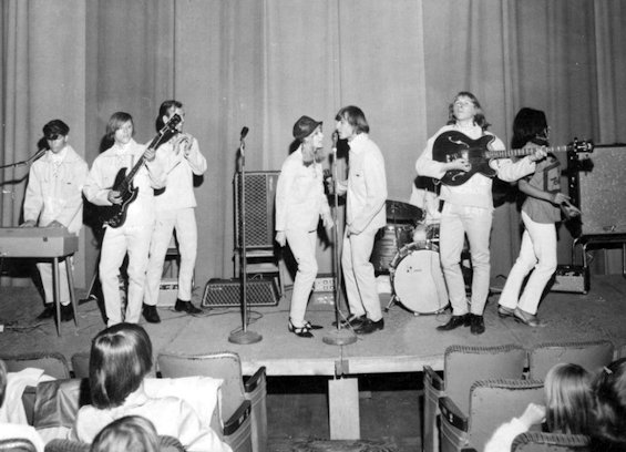 Lucille Emond appearing with The
                              Cordells